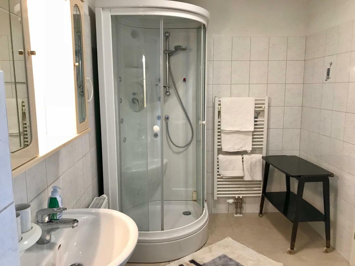 Traumhafte Wohnung Auf Pferde Ranch Aich  Eksteriør bilde